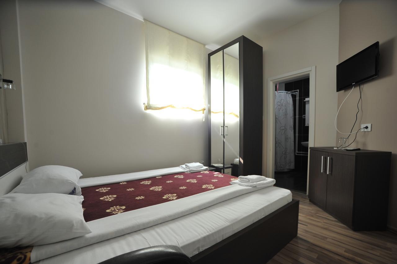 Hotel Zeleni Vir Ni Exteriér fotografie