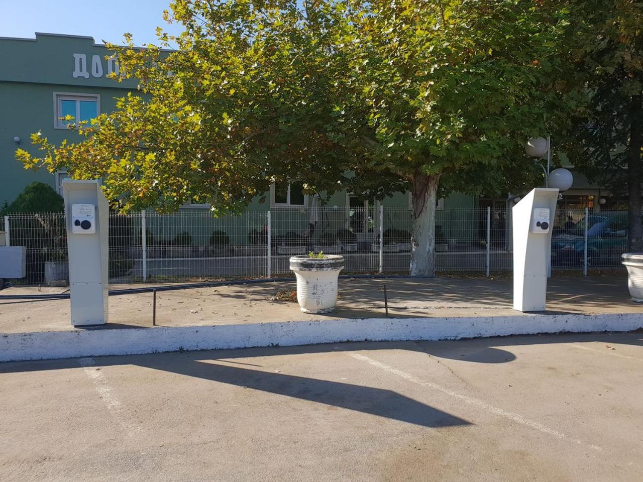 Hotel Zeleni Vir Ni Exteriér fotografie